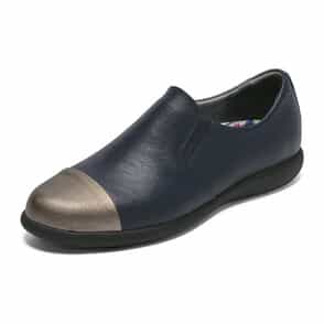 PEDALA TRAVEL SLIP ON 2E